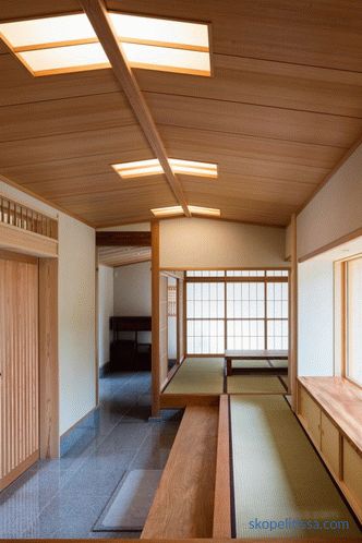 Hiiragi House - Casa a forma di U al centro della quale si trova un cortile e un albero genealogico