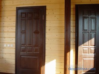 porta in legno e metallo, caratteristiche di installazione