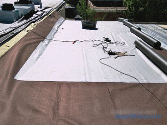Riparazione del tetto piano: materiali e tecnologie utilizzati