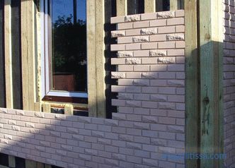opzioni per la finitura della facciata di una casa di legno con esempi