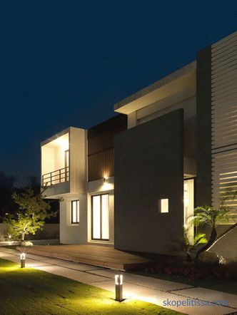 Progetto di una moderna casa a due piani con tetto piano