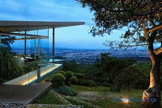 Casa di campagna per rilassarsi con vista sulla città di San Jose in Costa Rica
